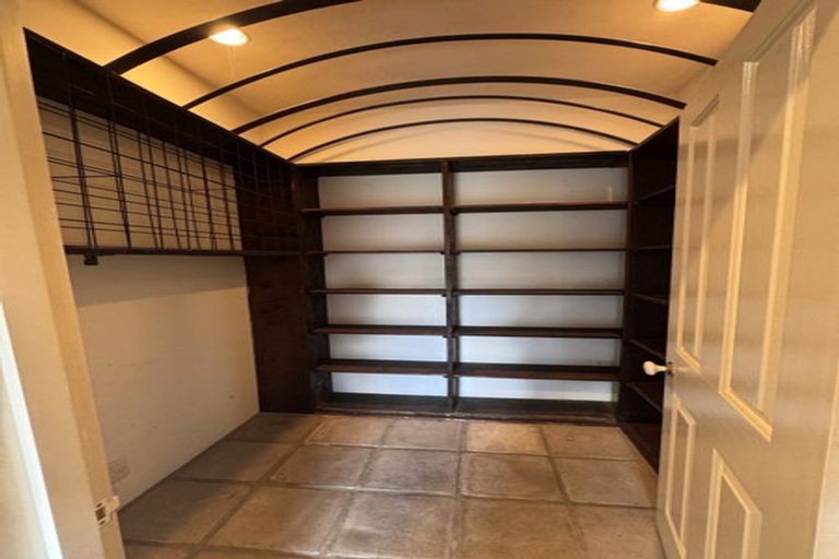 Photo of property in 30 Hamilton Avenue, Ilam, Christchurch, 8041