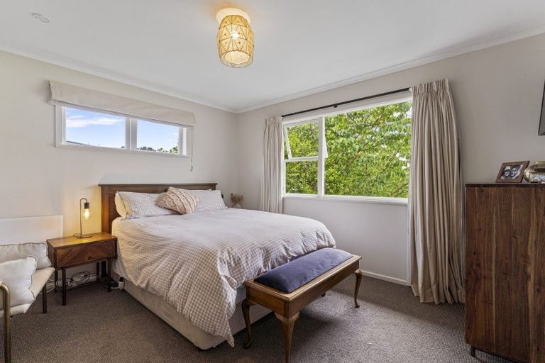 Photo of property in 38 Kaitawa Crescent, Paraparaumu, 5032