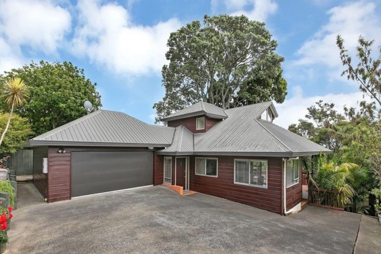 Photo of property in 2/143a Mokoia Road, Birkenhead, Auckland, 0626