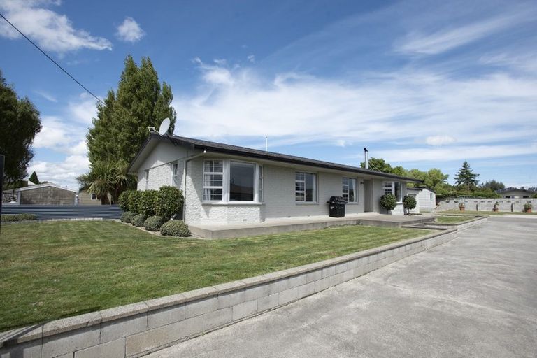 Photo of property in 3 Church Street, Winton, 9720