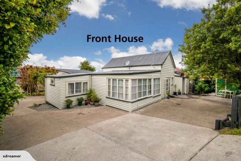 Photo of property in 39a Forrest Hill Road, Milford, Auckland, 0620