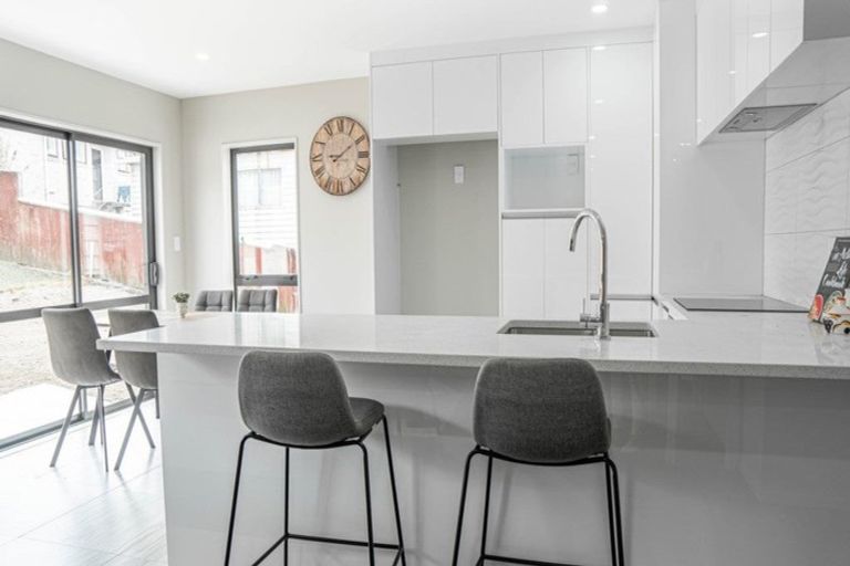 Photo of property in 43a Catkin Crescent, Papatoetoe, Auckland, 2025