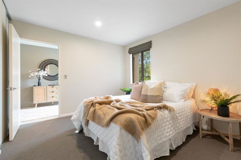 Photo of property in 4 Ada Place, Lake Hayes, Queenstown, 9304