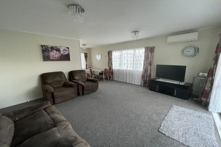 Photo of property in 1 Strand Crescent, Naenae, Lower Hutt, 5011