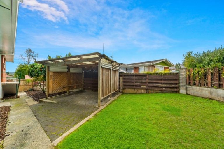 Photo of property in 5 Wanaka Place, Glenview, Hamilton, 3206