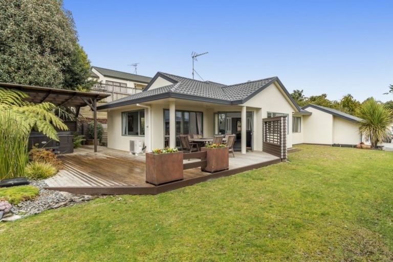 Photo of property in 9 Tupare Heights, Pyes Pa, Tauranga, 3112
