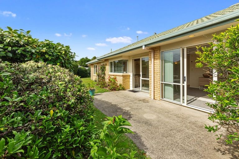 Photo of property in 12 Lavender Place, Papamoa Beach, Papamoa, 3118