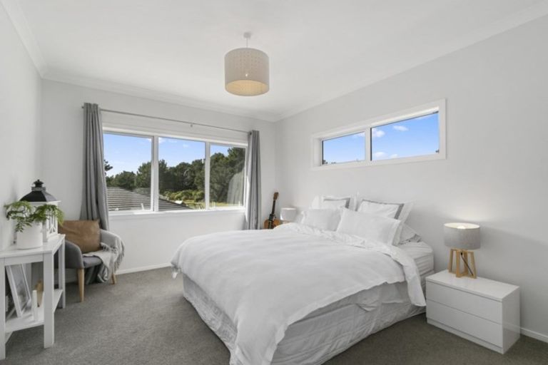 Photo of property in 2/16 Kelso Grove, Kelson, Lower Hutt, 5010