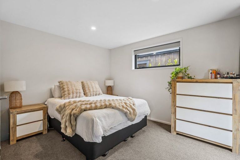 Photo of property in 2 Clover Lane, Lake Hayes, Queenstown, 9304