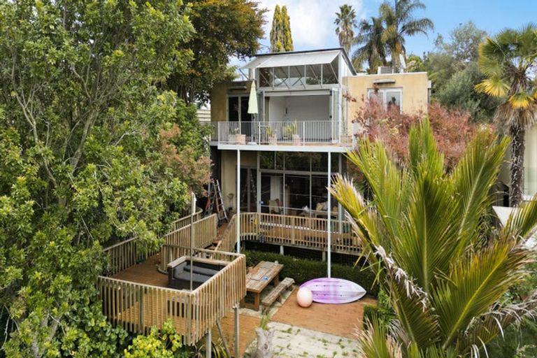 Photo of property in 1226 Victoria Street, Whitiora, Hamilton, 3200