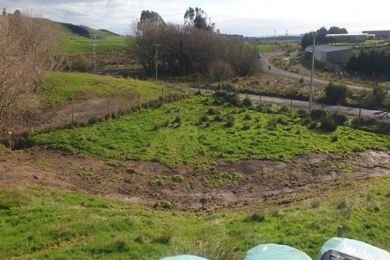 Photo of property in 1210 Kaka Point Road, Kaka Point, 9271