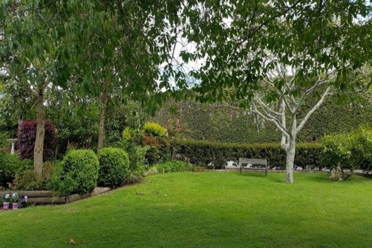 Photo of property in 191a Omokoroa Road, Omokoroa, 3114