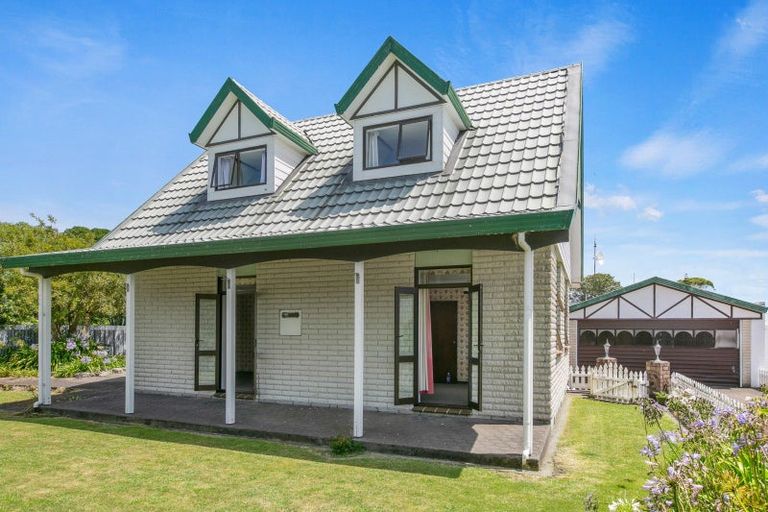 Photo of property in 2336 South Road, Okato, 4335