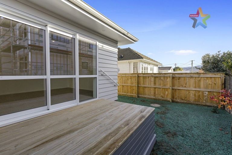 Photo of property in 2c Mayo Grove, Naenae, Lower Hutt, 5011