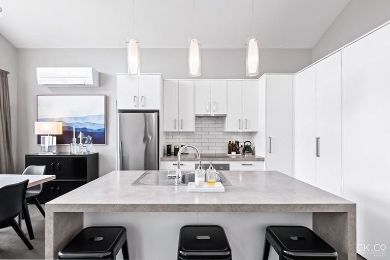 Photo of property in 13 John Street, Trentham, Upper Hutt, 5018