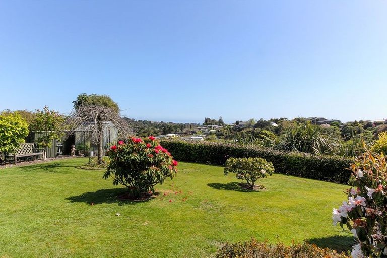 Photo of property in 48 Truby King Street, Merrilands, New Plymouth, 4312