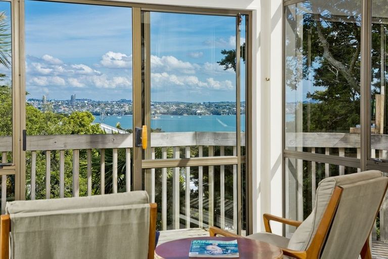 Photo of property in 22b Mariposa Crescent, Birkenhead, Auckland, 0626