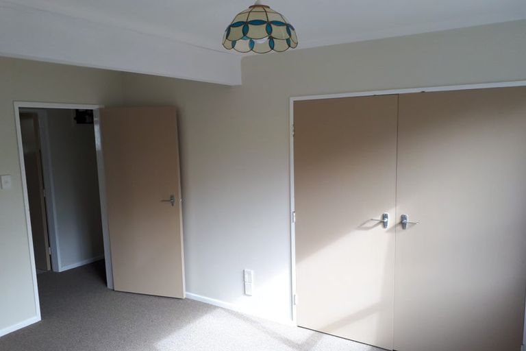 Photo of property in 2 Rajkot Terrace, Broadmeadows, Wellington, 6035