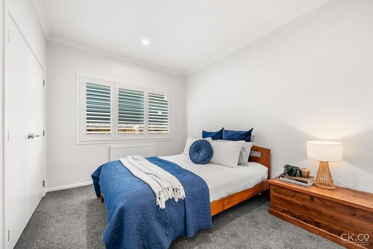Photo of property in 36 Lincoln Avenue, Epuni, Lower Hutt, 5011