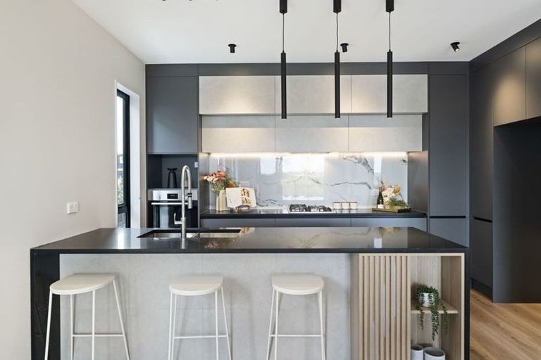 Photo of property in 51 Emerald Avenue, Rosehill, Papakura, 2113