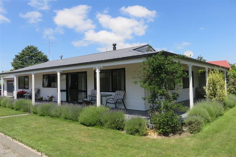 Photo of property in 46 Mckenzie Street, Geraldine, 7930