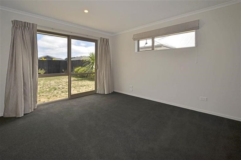 Photo of property in 4 Te Aika Street, Marshland, Christchurch, 8083