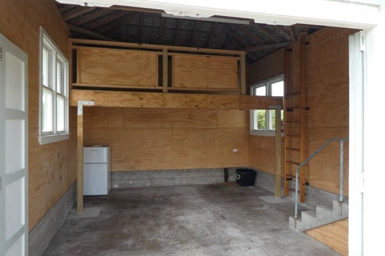 Photo of property in 44 Moana Road, Okitu, Gisborne, 4010