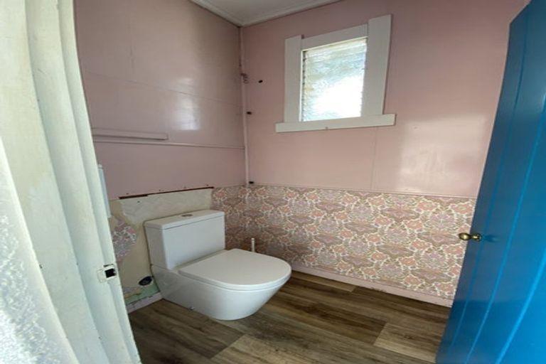 Photo of property in 32 Bedford Street, Eltham, 4322