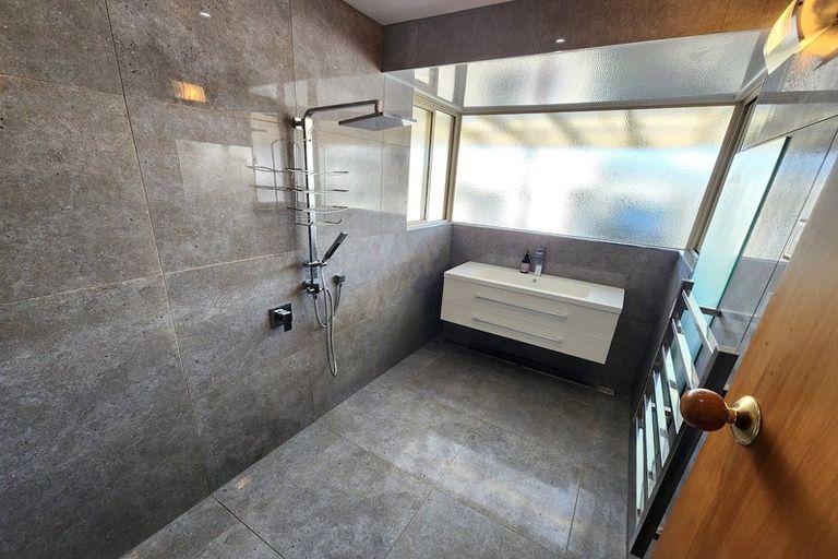 Photo of property in 85 Whatawhata Road, Dinsdale, Hamilton, 3204