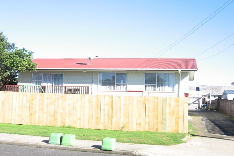 Photo of property in 4 White Road, Manurewa, Auckland, 2102
