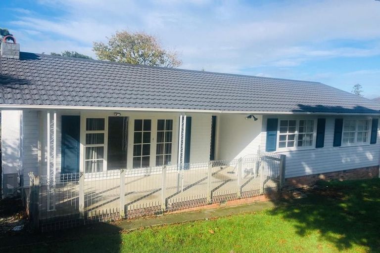 Photo of property in 80 Stottholm Road, Titirangi, Auckland, 0604