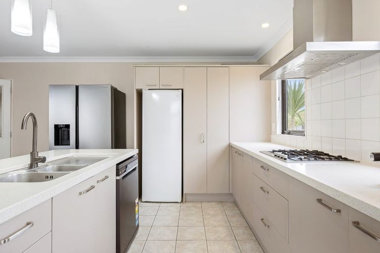 Photo of property in 100 Courtenay Drive, Kaiapoi, 7630