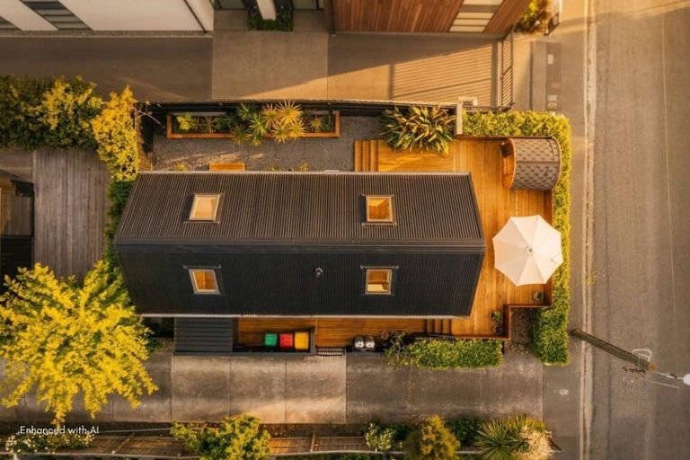 Photo of property in 12a Hurley Street, Christchurch Central, Christchurch, 8011