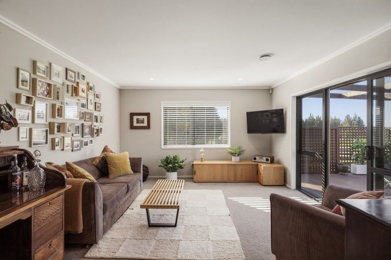 Photo of property in 3 Sarona Park Drive, Omanawa, Tauranga, 3171