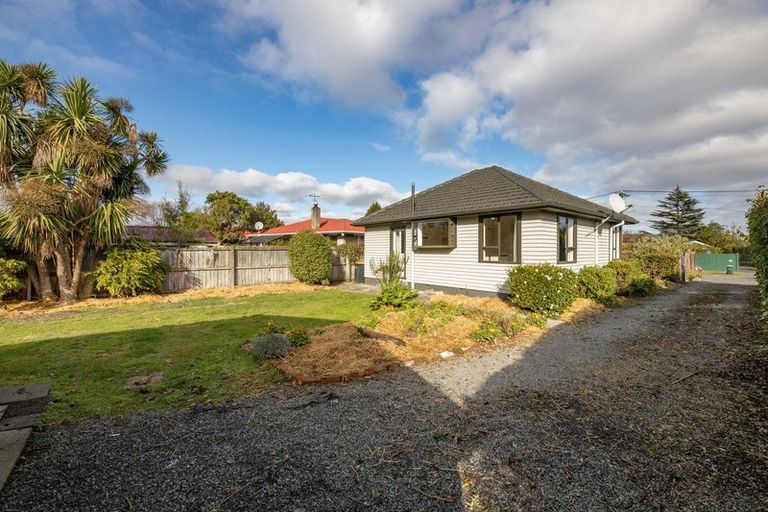 Photo of property in 8 Reynolds Avenue, Bishopdale, Christchurch, 8053