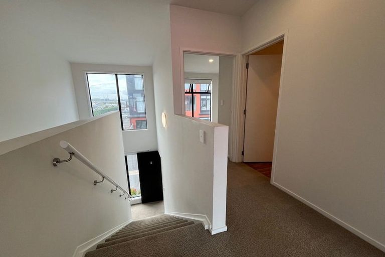 Photo of property in 17 Owens Place, Mount Maunganui, 3116