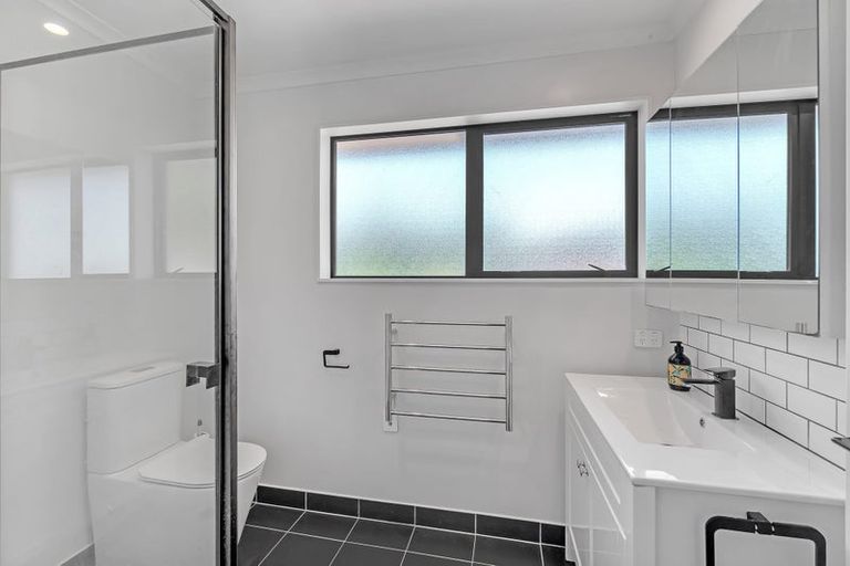 Photo of property in 34 Primrose Street, Northcote, Christchurch, 8052