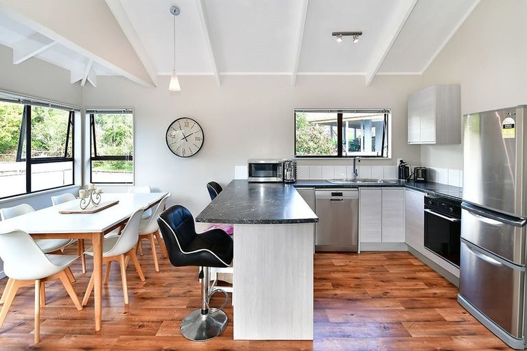 Photo of property in 1/169 Hibiscus Coast Highway, Red Beach, 0932