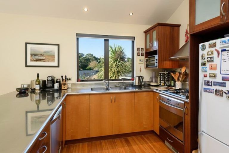 Photo of property in 147a Onslow Road, Khandallah, Wellington, 6035