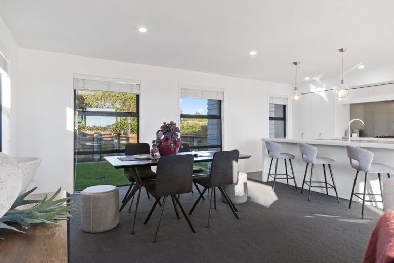 Photo of property in 23 Stockyard Crescent, Pukekohe, 2120