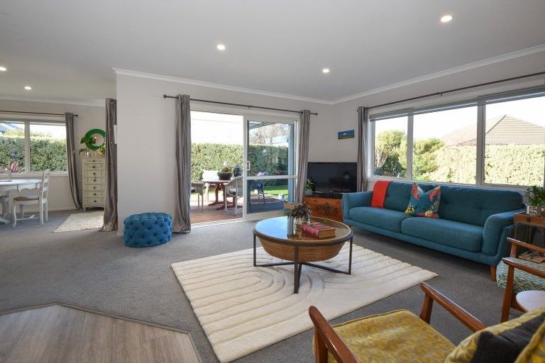 Photo of property in 7 Hartley Avenue, Carterton, 5713