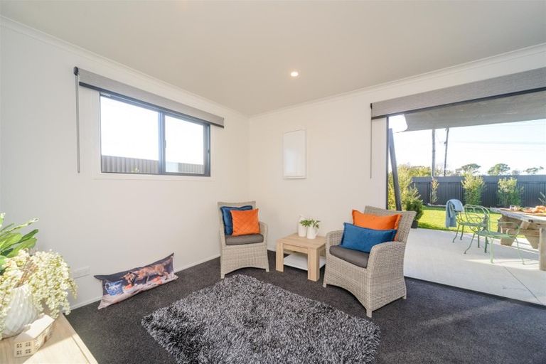 Photo of property in 20 Ngareta Street, Marton, 4710