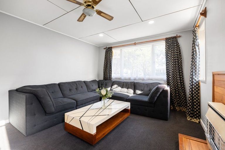 Photo of property in 15 Livingstone Avenue, Nawton, Hamilton, 3200