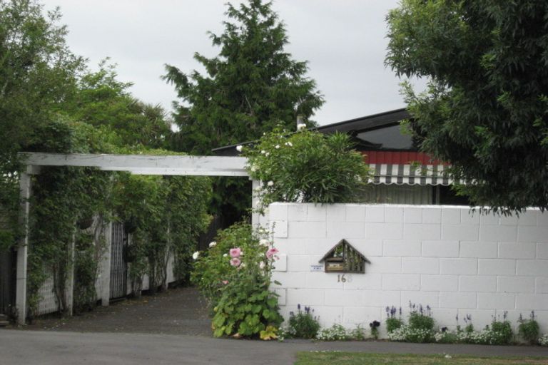 Photo of property in 168 Saint Johns Street, Bromley, Christchurch, 8062