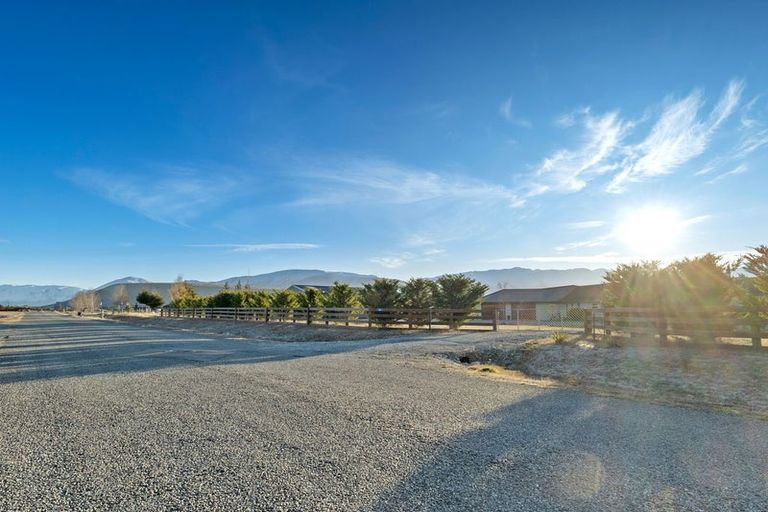 Photo of property in 84 Boundary Terrace, Twizel, 7999