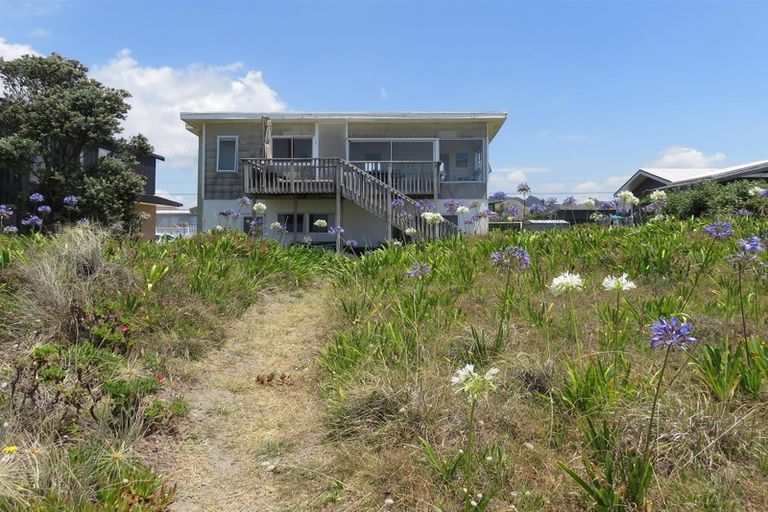 Photo of property in 15 Seaforth Road, Waihi Beach, 3611