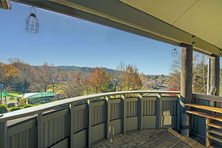 Photo of property in 17 Treeton Place, Wakefield, 7025