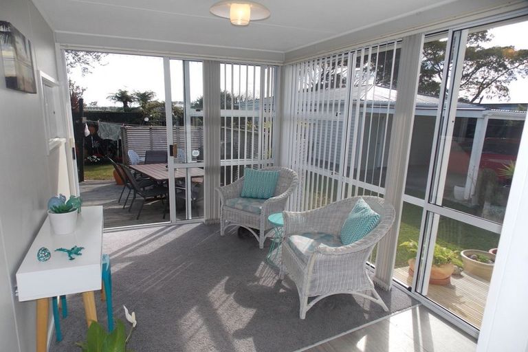 Photo of property in 45 Sutherland Crescent, Westbrook, Palmerston North, 4412