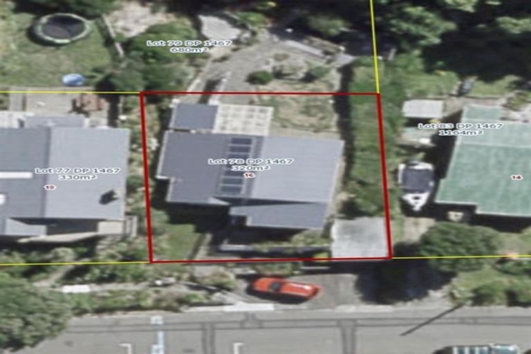 Photo of property in 16 Cave Road, Houghton Bay, Wellington, 6023