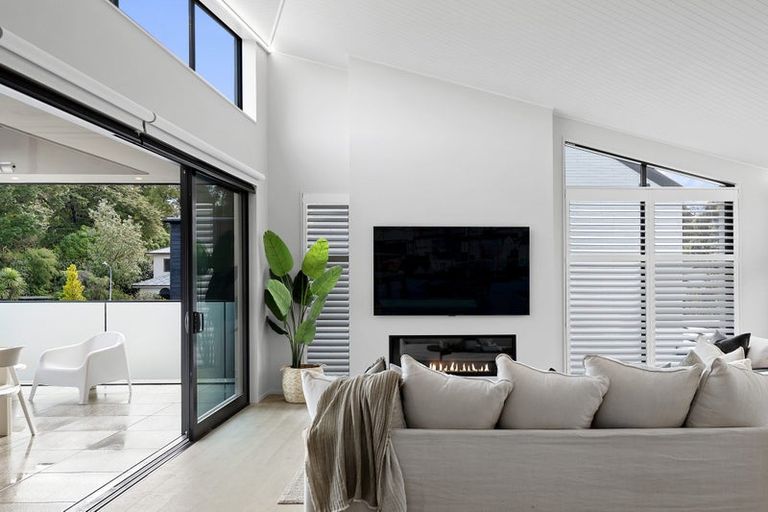 Photo of property in 18 Kauri Street, Riccarton, Christchurch, 8041